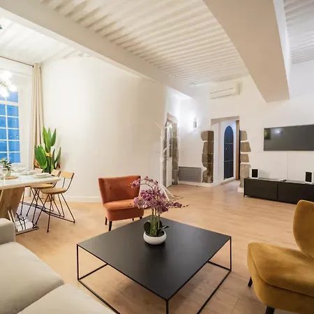 Hyper Centre Proche Gare Sauna Balcon Apartment Annecy